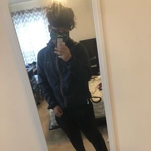 Meet your Posher, Jonathan